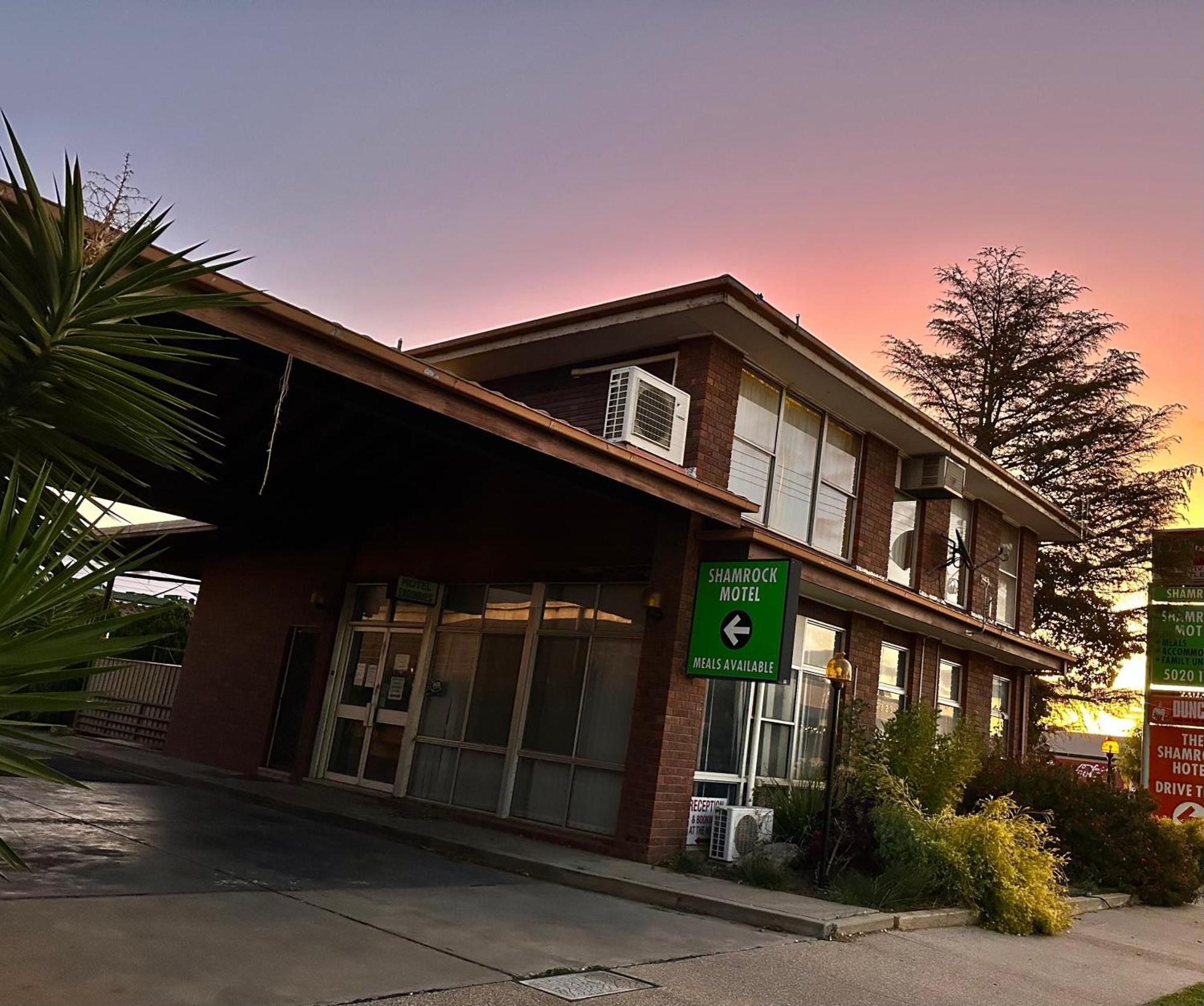 The Shamrock Hotel 밸라널드 외부 사진