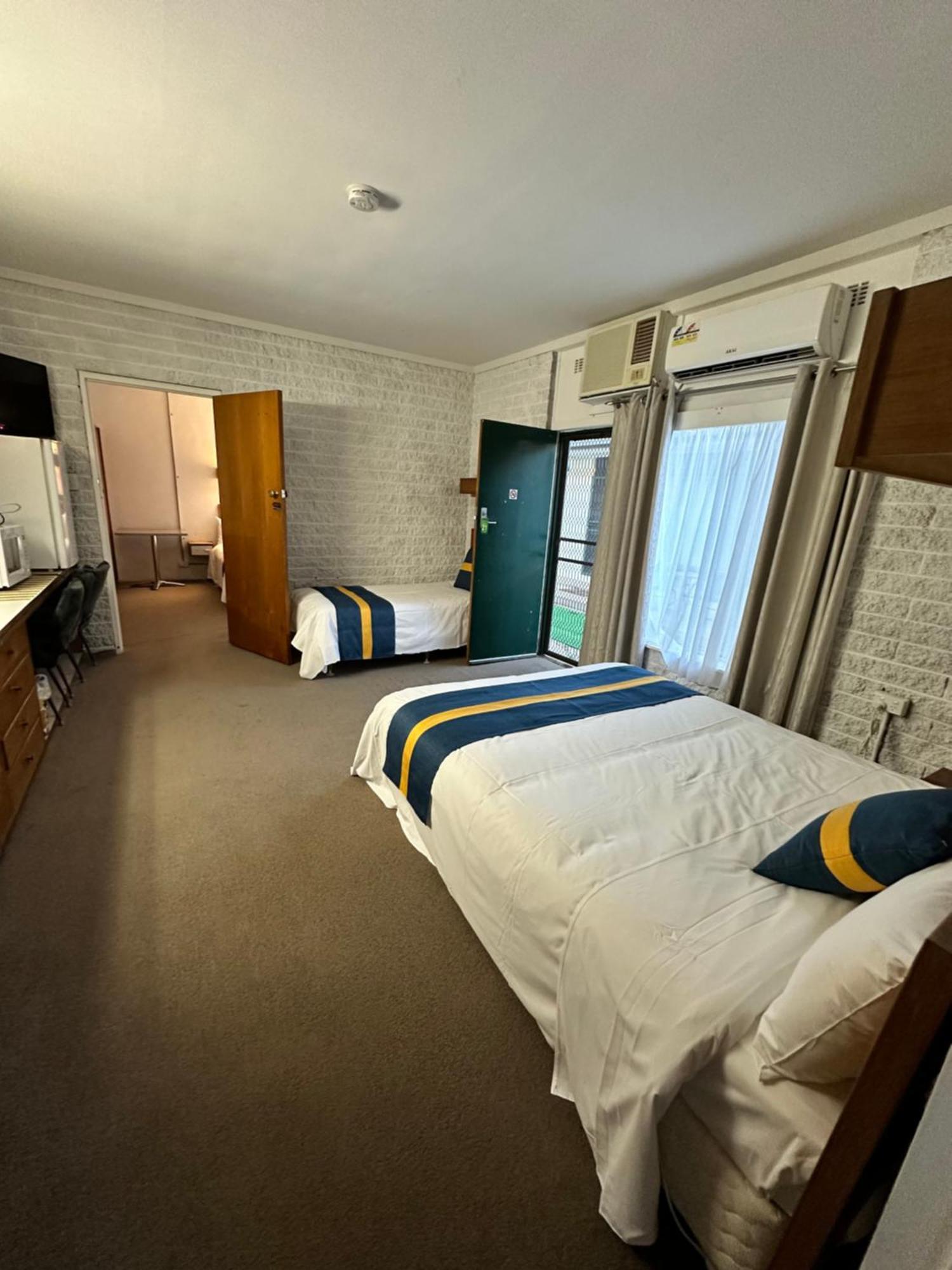 The Shamrock Hotel 밸라널드 외부 사진